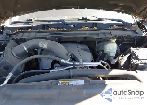 2015 Ram 1500 Sport из США, поврежденный, VIN 1C6RR7UT1FS787183